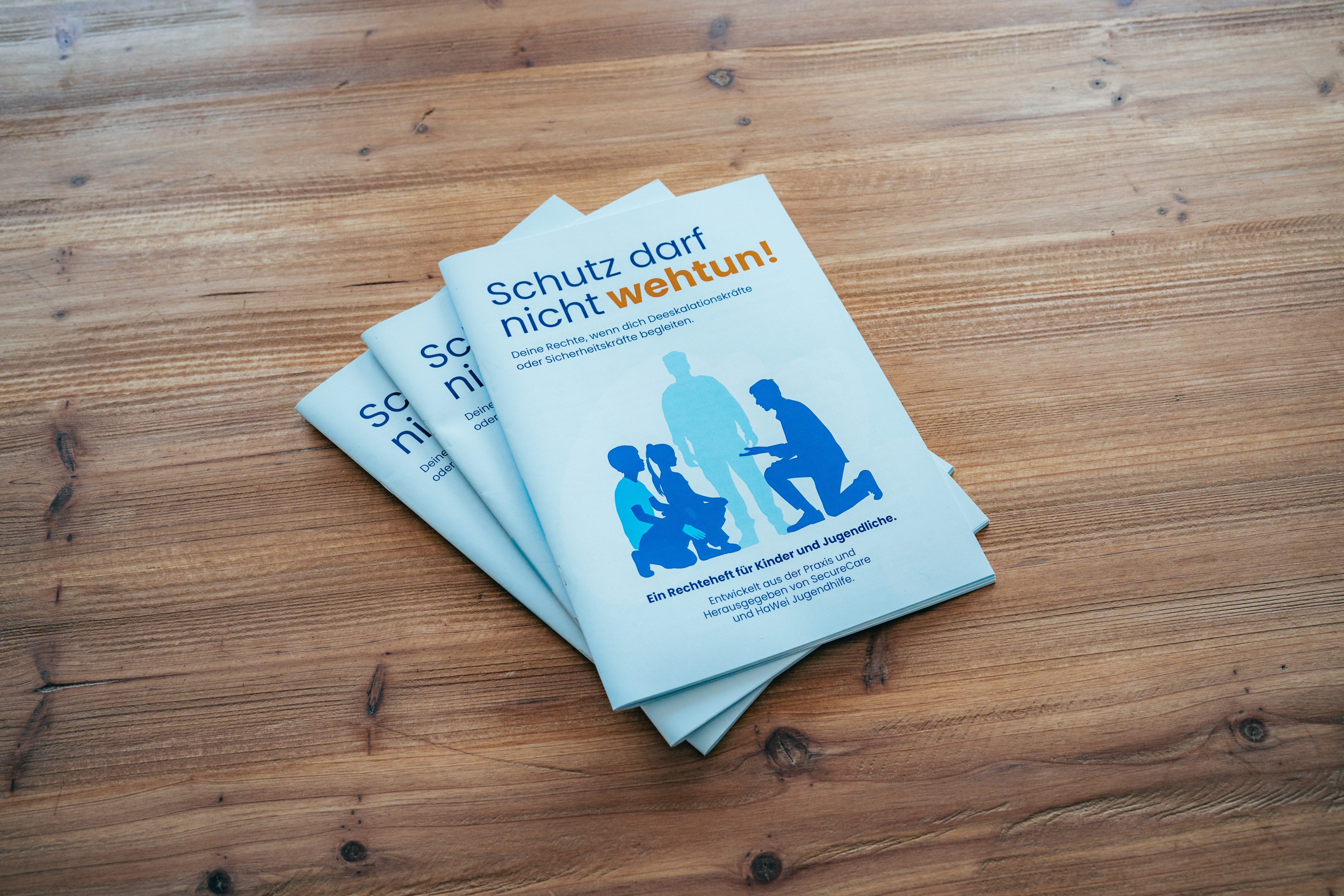„Schutz darf nicht wehtun!“: SecureCare veröffentlicht neues Rechteheft für Kinder und Jugendliche